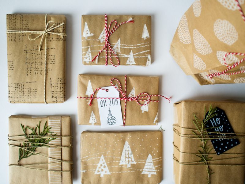 DIY | Gift wrapping paper - Lynn Cosyn Illustrations